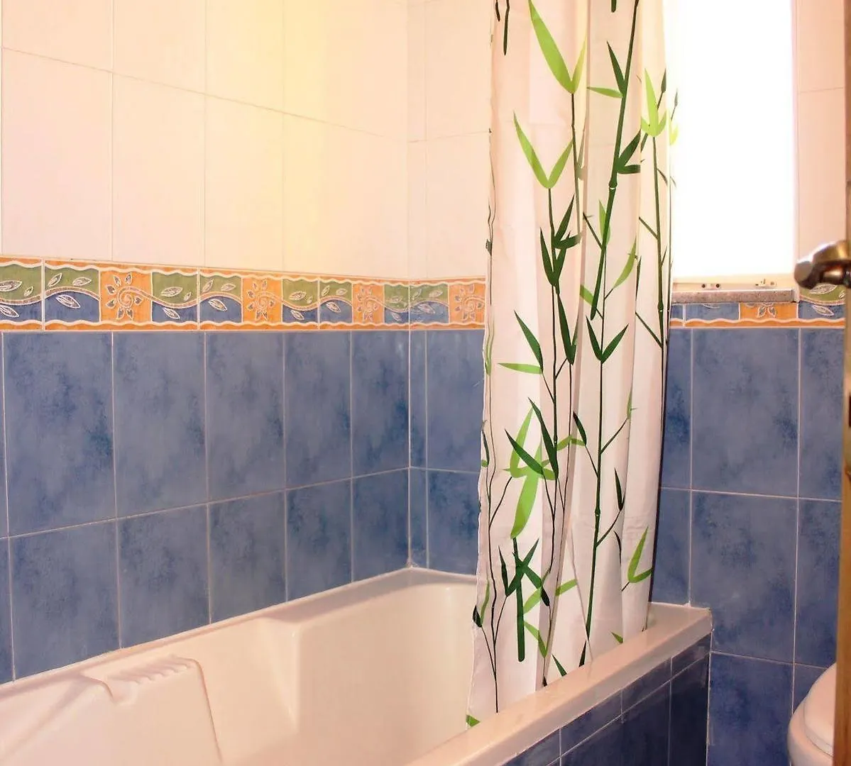 Blue Waters 3 Bedroom Apartments In Sliema, Just Off The Seafront