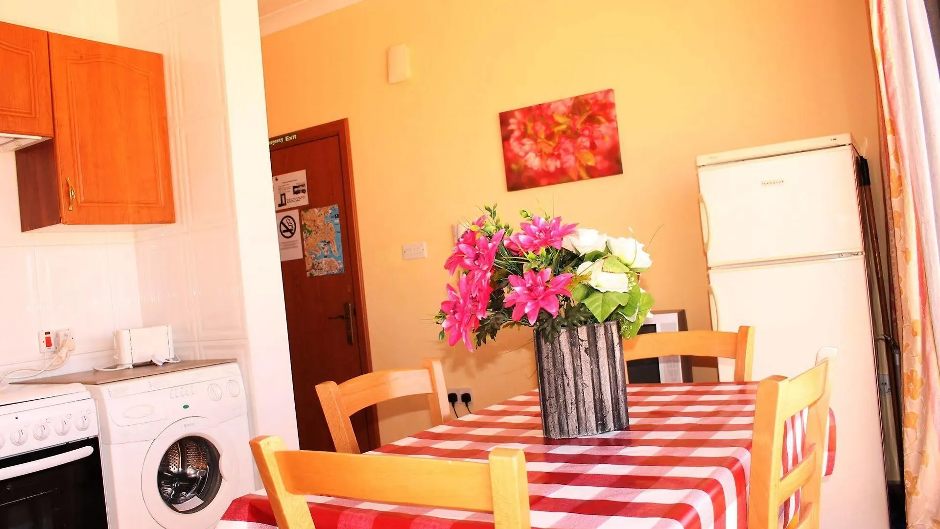 Blue Waters 3 Bedroom Apartments In Sliema, Just Off The Seafront