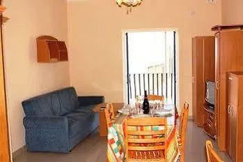 Blue Waters 3 Bedroom Apartments In Sliema, Just Off The Seafront 0*, Sliema